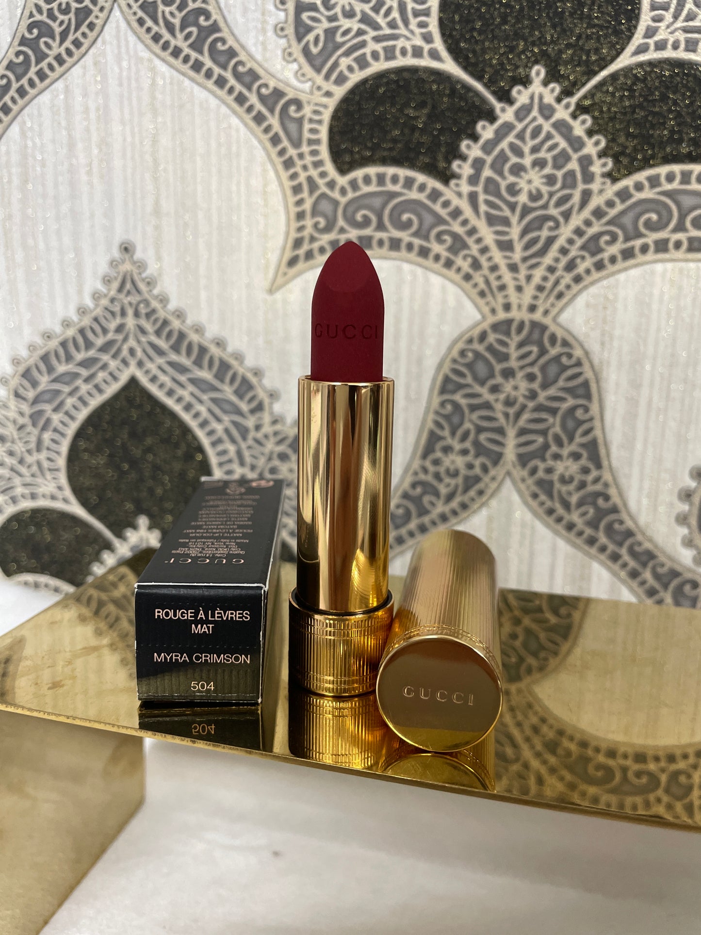 Gucci Rouge a levres mat 504 myra crimson