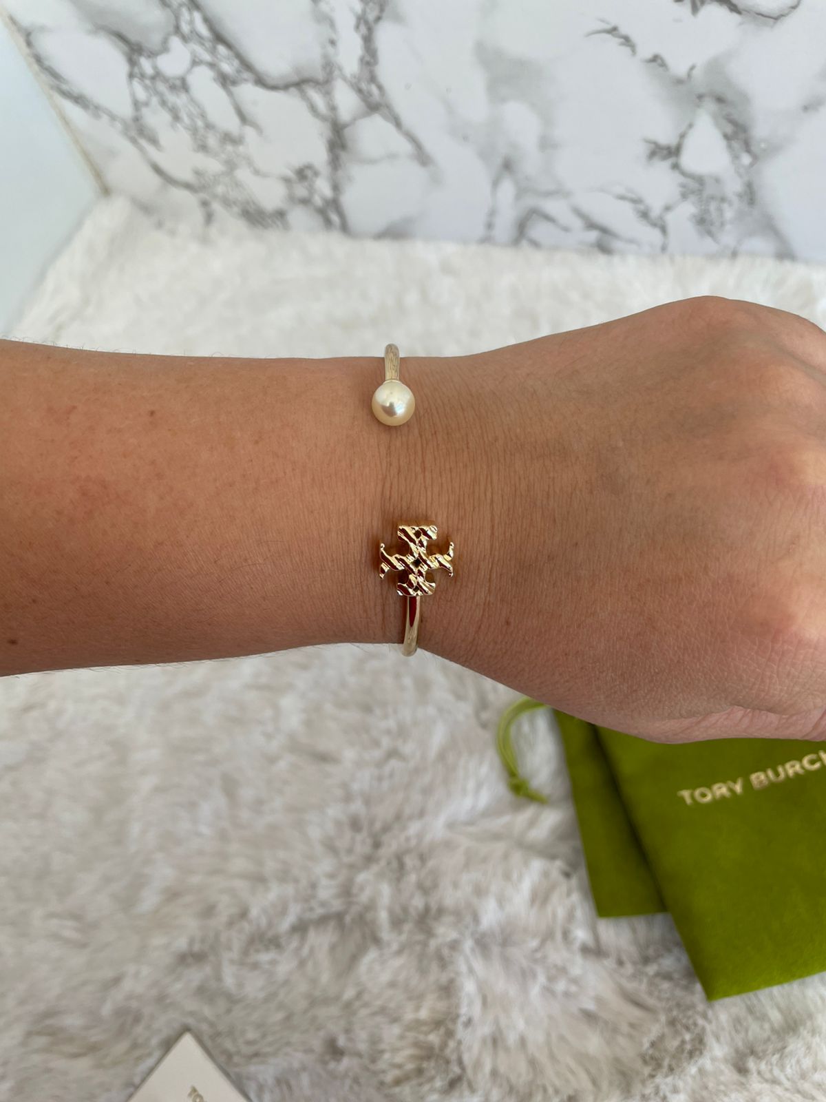 Pulseras marca Tory Burch