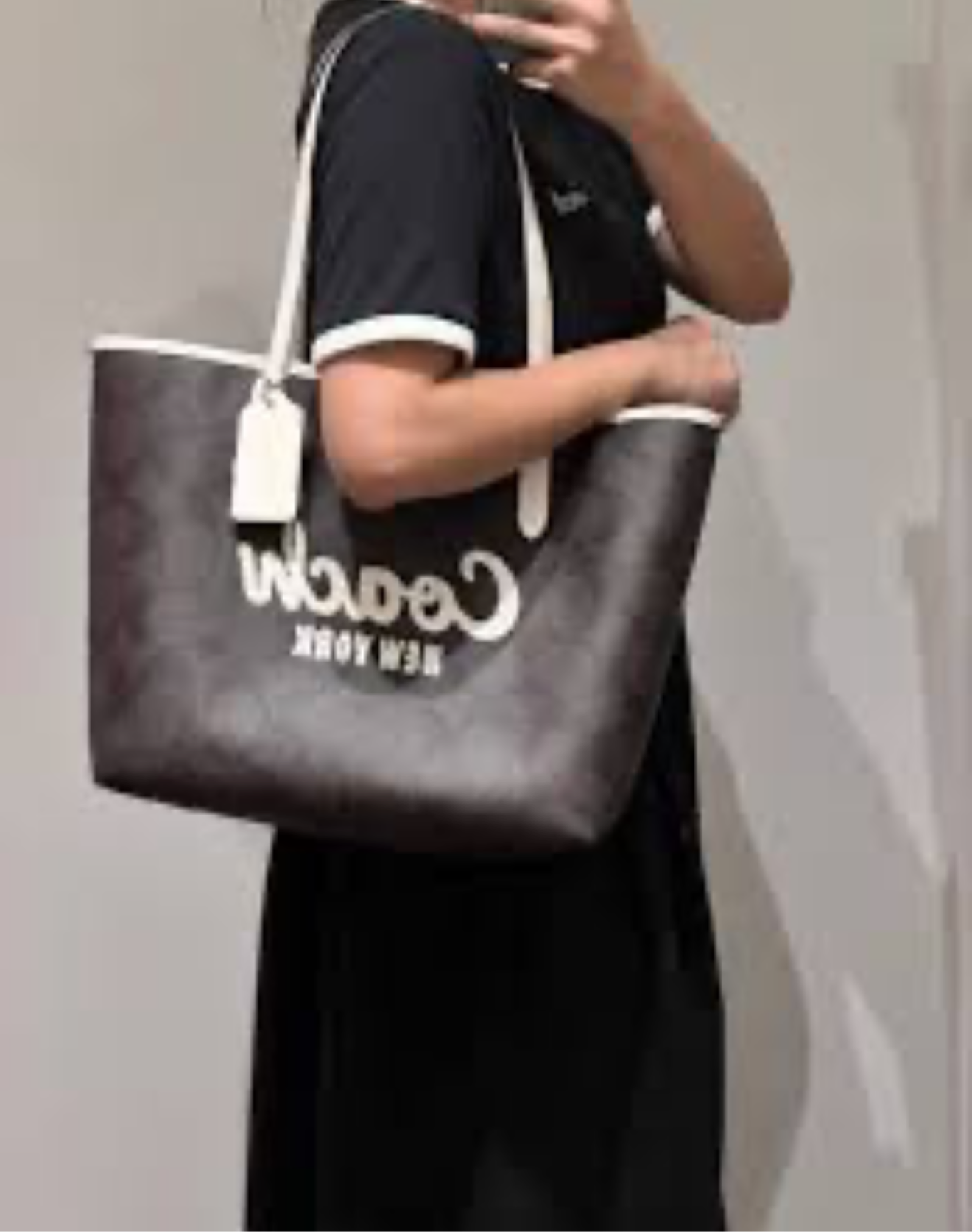Bolso coach tote café grabado grande