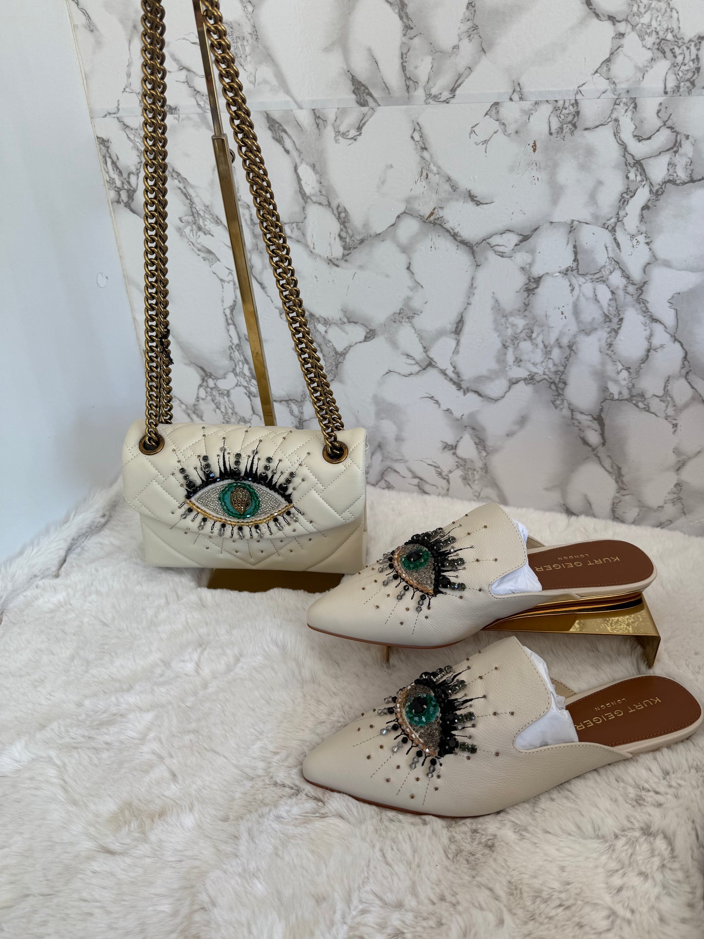 Bolsa crossbody con ojo Kurt geiger