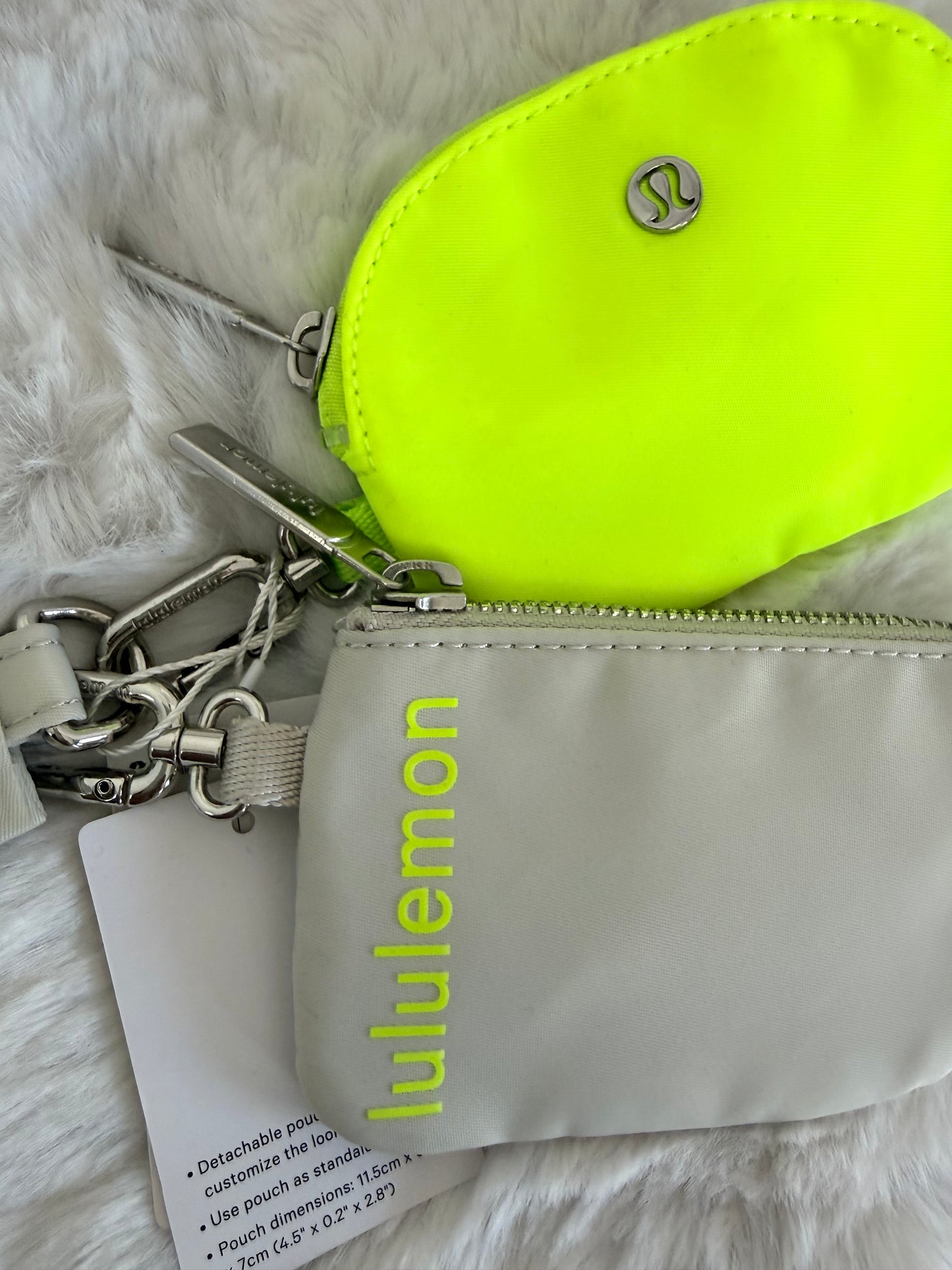 Monedero doble marca Lululemon