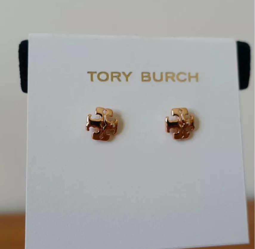 Aretes logo pequeño marca Tory Burch