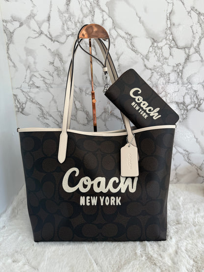 Bolso coach tote café grabado grande