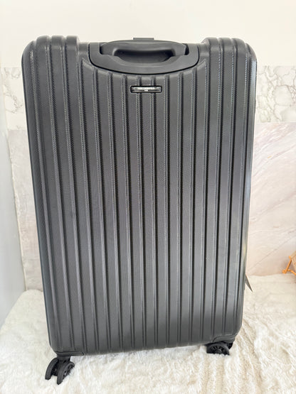Maleta grande 25 kgs negra marca Karl Lagerfeld