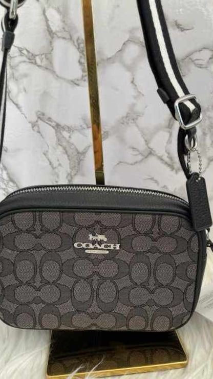 Bolsa crossbody chica 1 cierre marca Coach