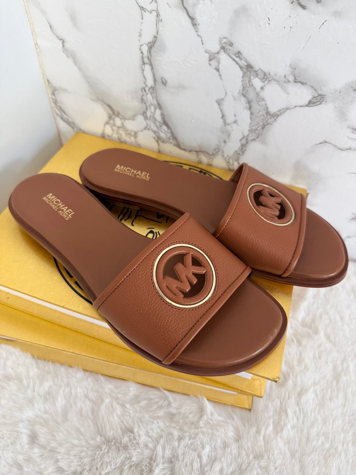 Huaraches de piso de dama en marca Michael kors