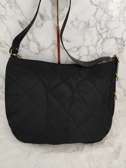 Bolsa grande Steve Madden negra tipo tela