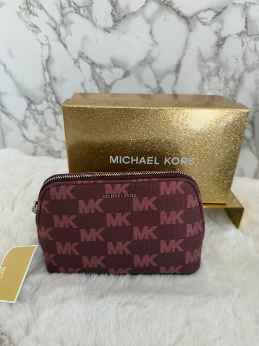 Cosmetiquera marca Michael Kors