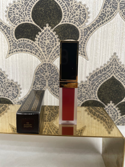Tom Ford Líquid Lip 133 Scarlet astillero