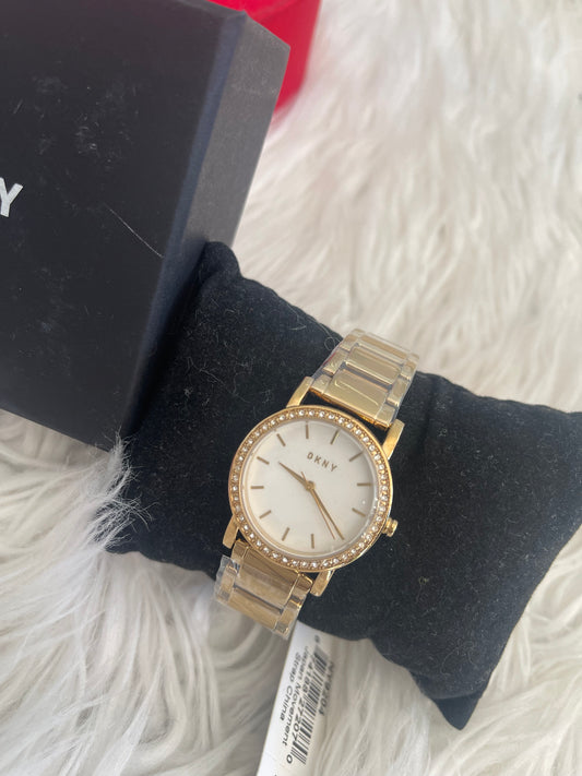 Reloj de dama marca DKNY