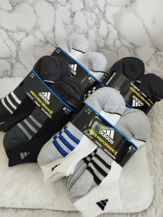 Calcetas tipo tines marca Adidas con 6 pares