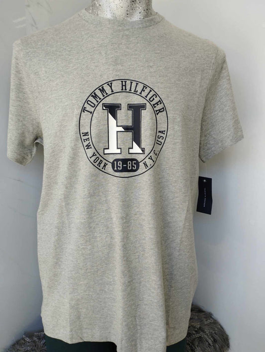 Playera de caballero marca Tommy Hilfiger