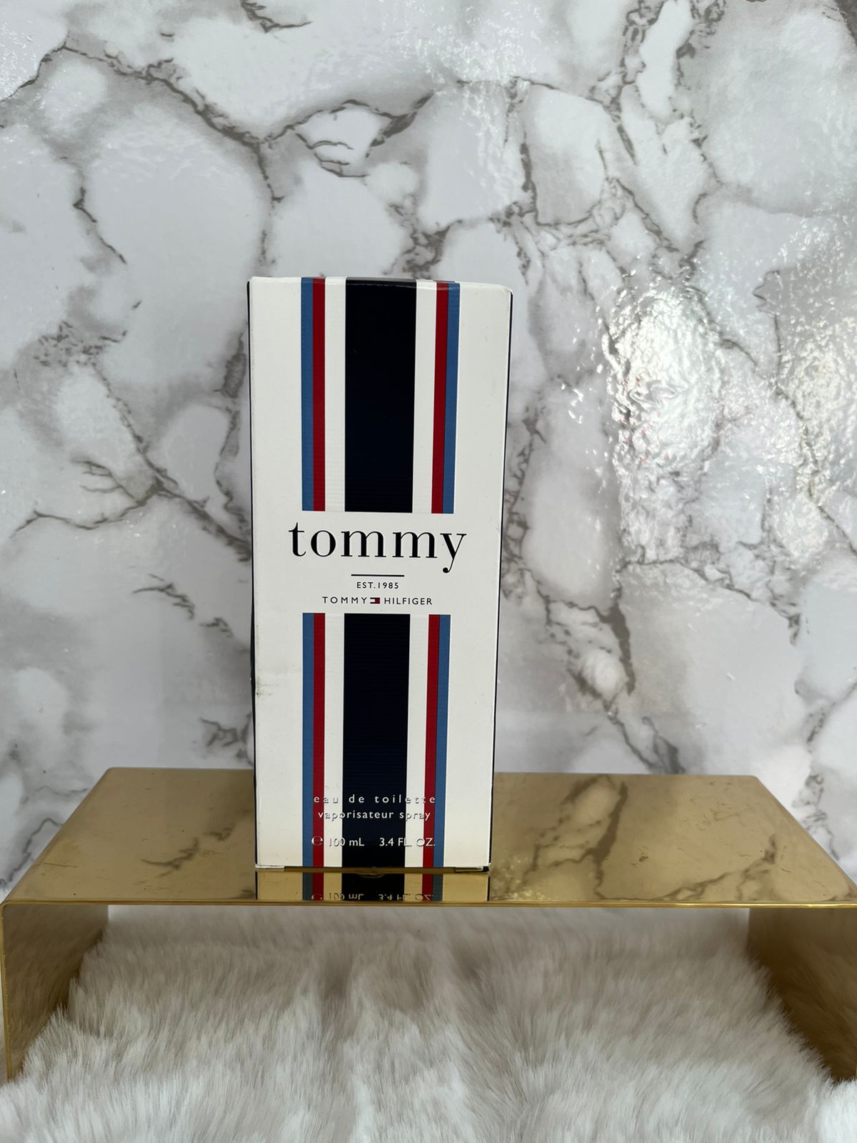 Perfume de caballero marca Tommy Hilfiger