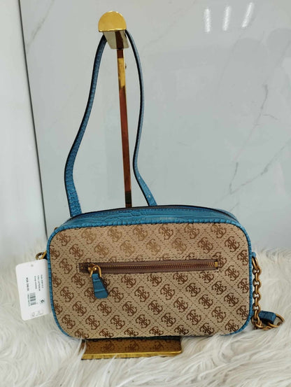 Bolsa tipo crossbody tela marca Guess