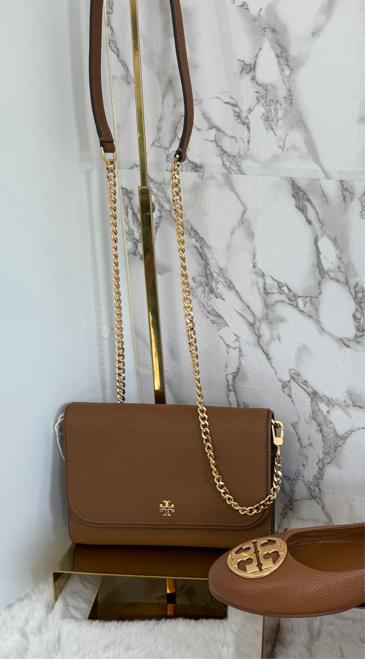 Bolsa crossbody marca Tory Burch