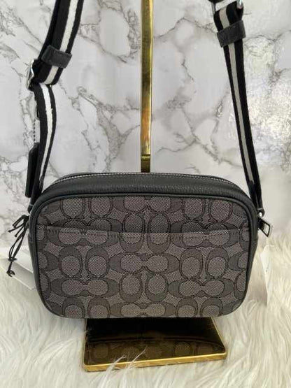 Bolsa crossbody chica 1 cierre marca Coach