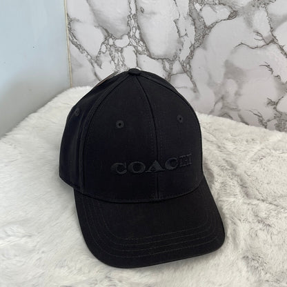 Gorra marca Coach en varios colores