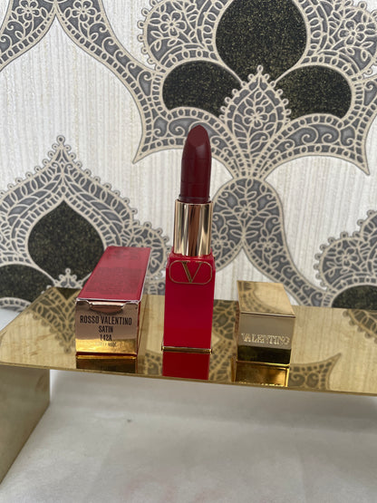 Valentino Rosso satin 142A