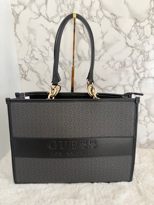 Bolsa tote Guess negra grande grabada