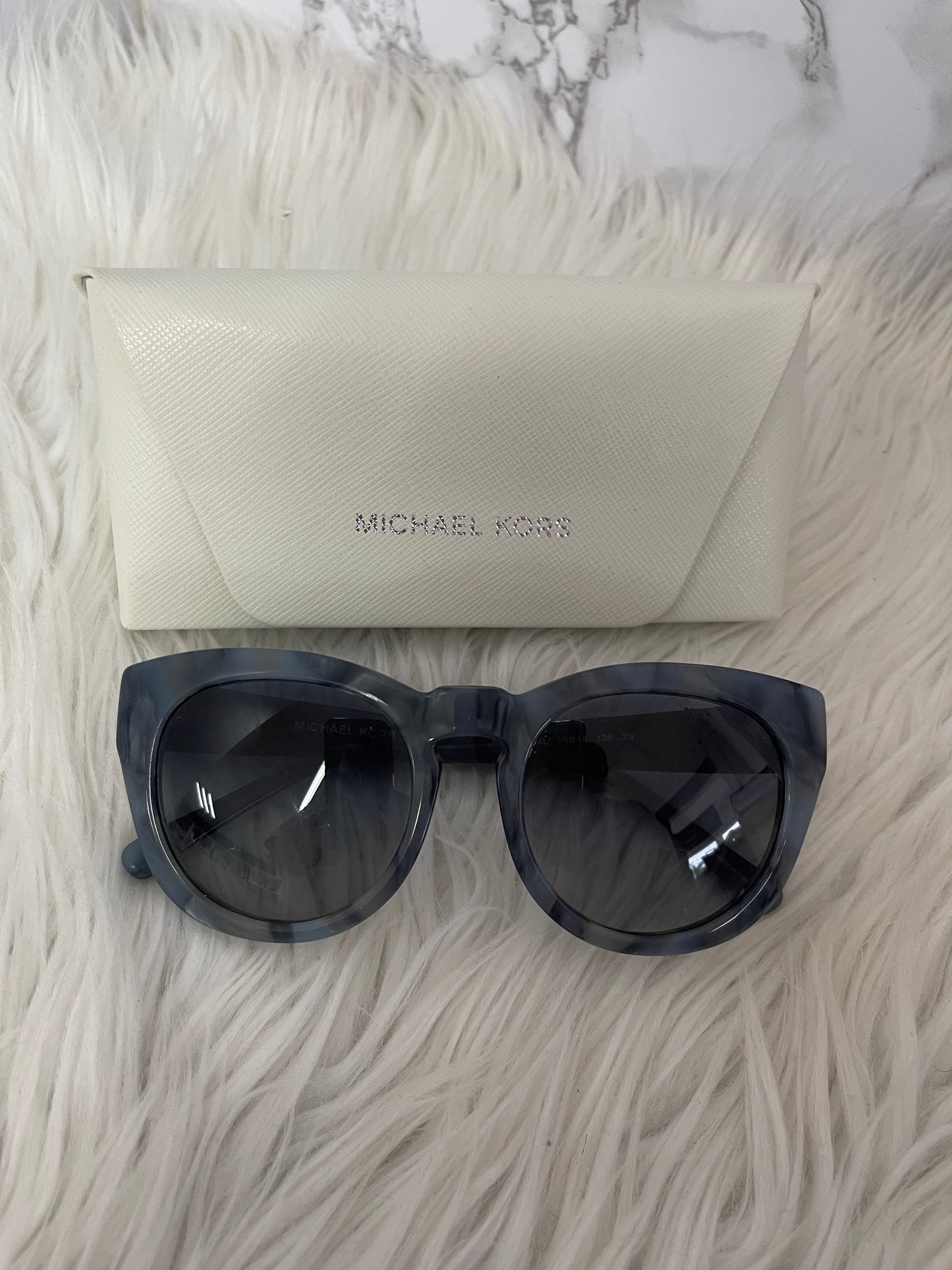 Lentes de dama marca Michael Kors